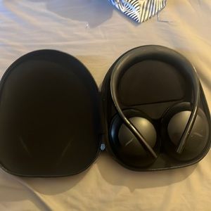 Bose 700 headphones